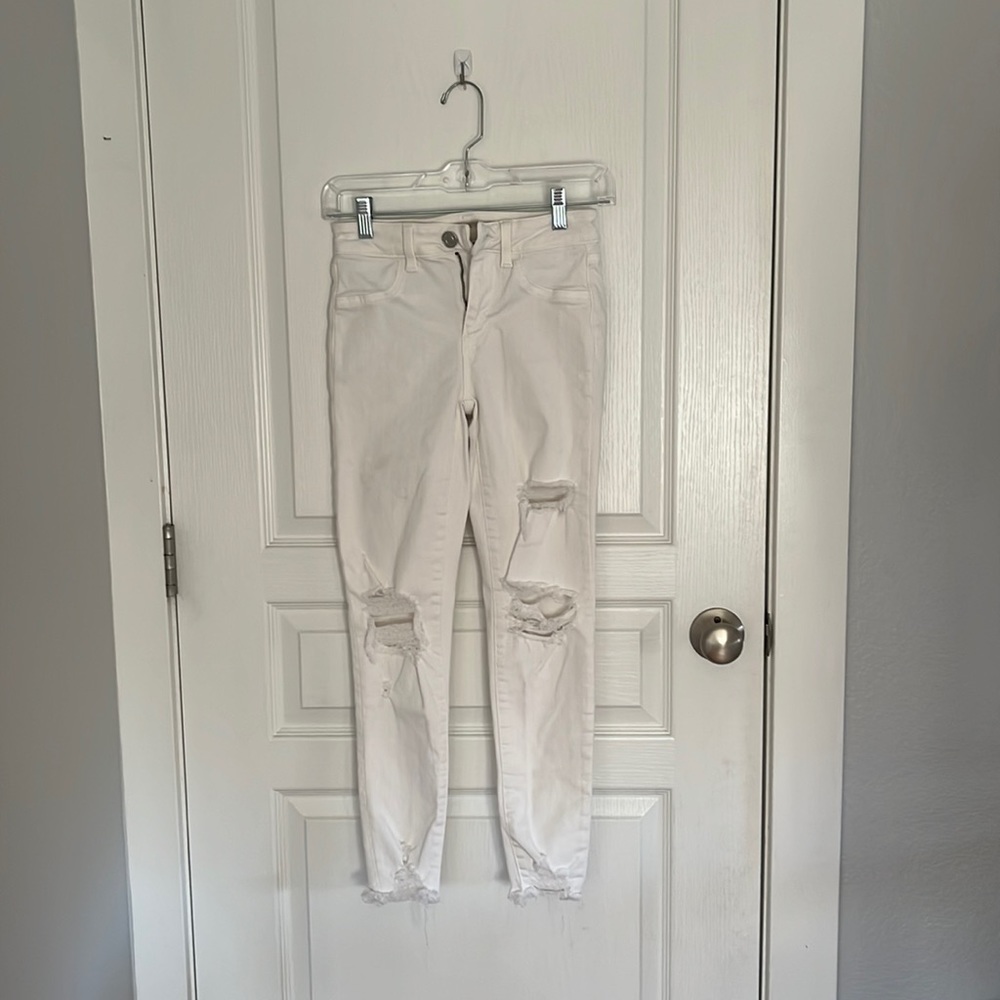 American Eagle Ripped High Rise Jegging